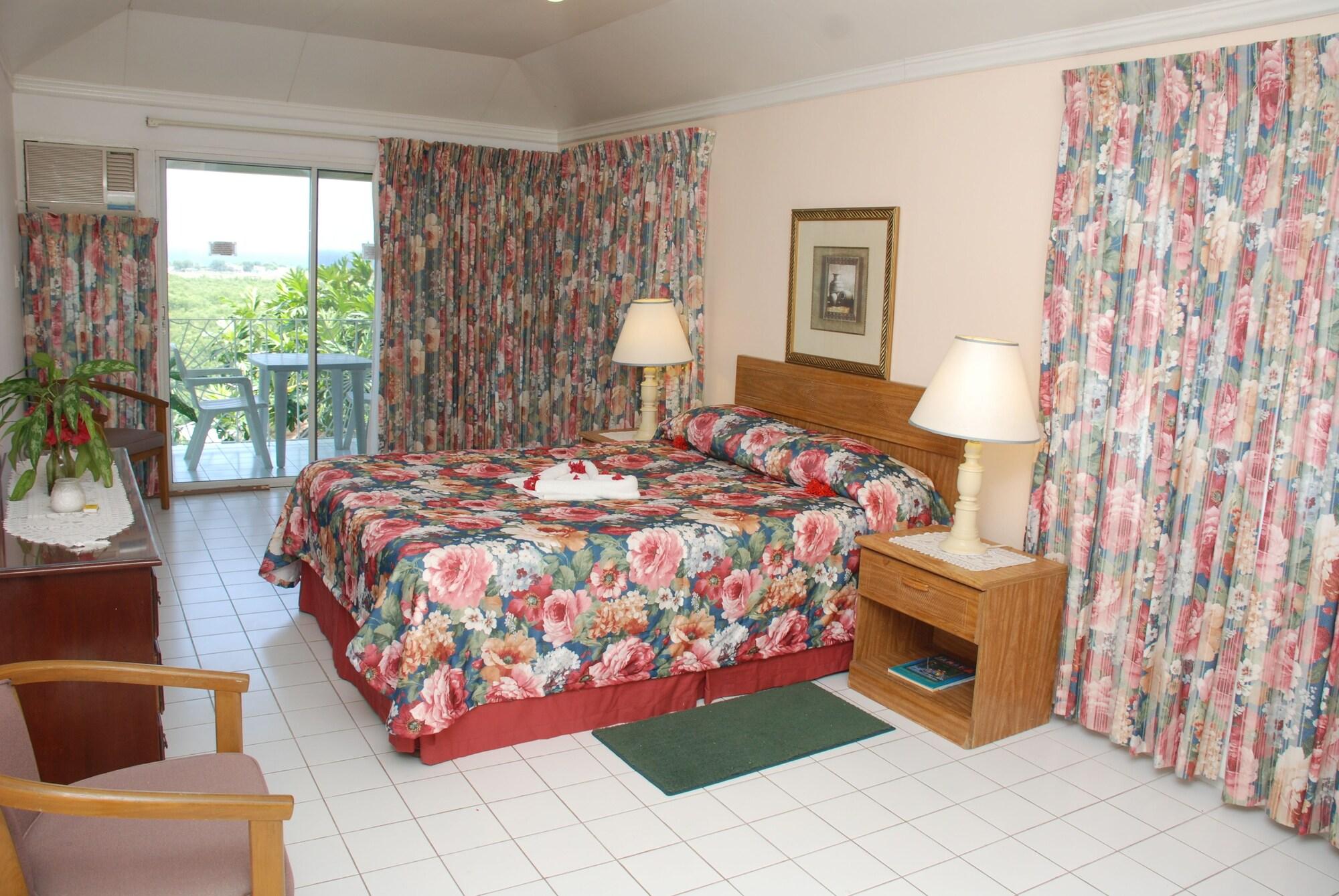 Hotel Relax Resort Teluk Montego Bagian luar foto